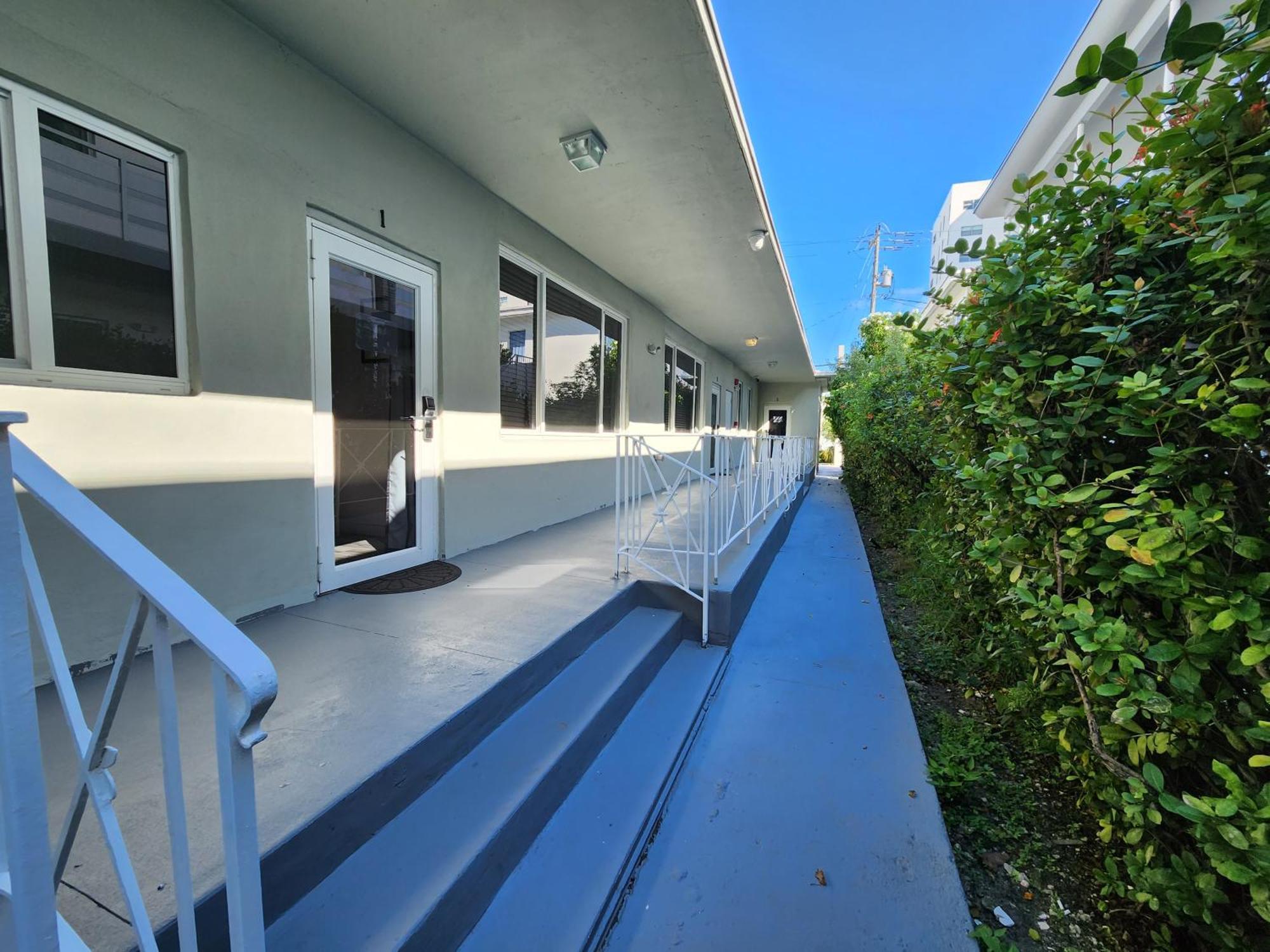 The West Gem Apartment Miami Beach Bagian luar foto