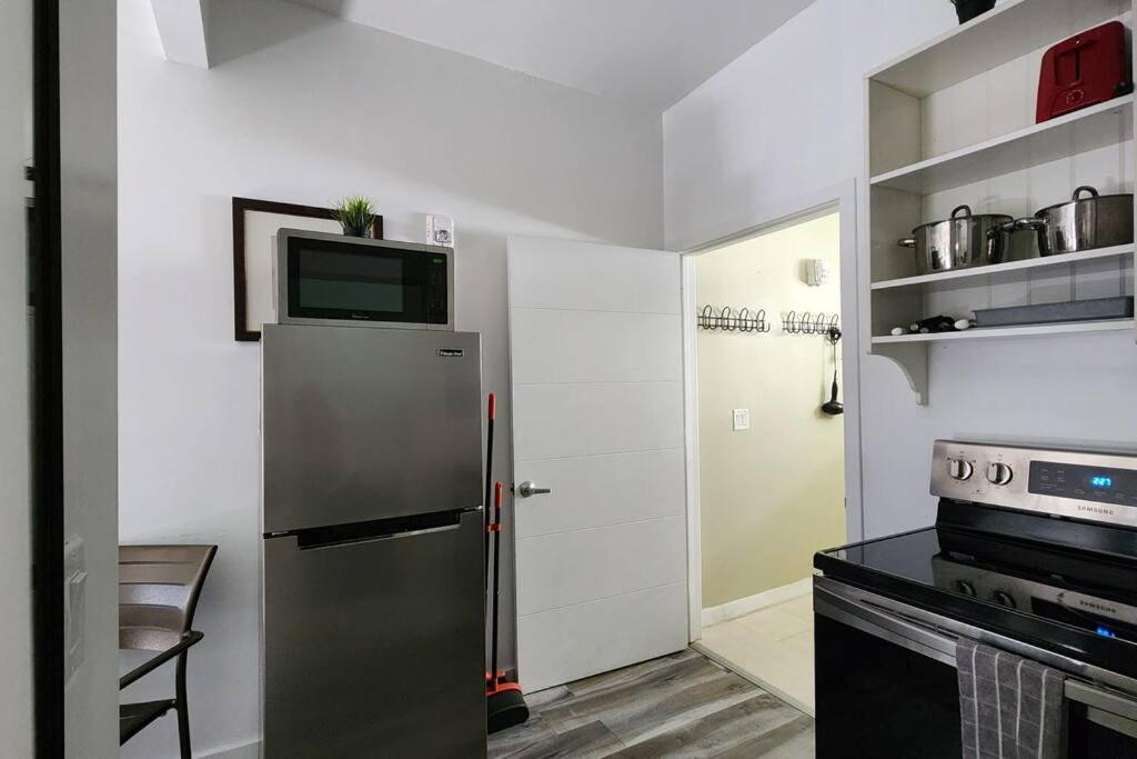 The West Gem Apartment Miami Beach Bagian luar foto